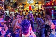 Austin Bar & Club Crawl thumbnail 6