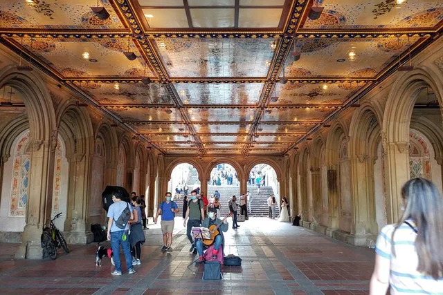New York Central Park Scandal & Vice Walking Tour 2 hr - Image 2