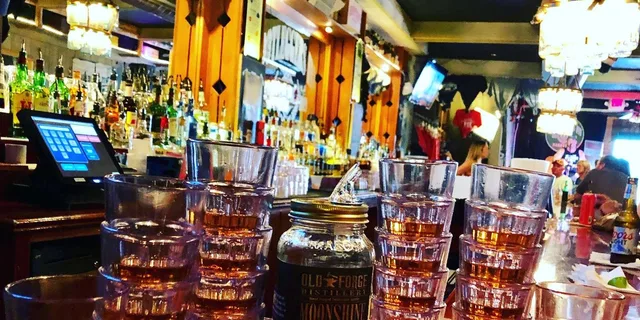 Nashville Pub Crawl - Image 6