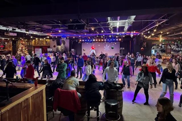 Nashville Bar Crawl with Express Entry - Image 4