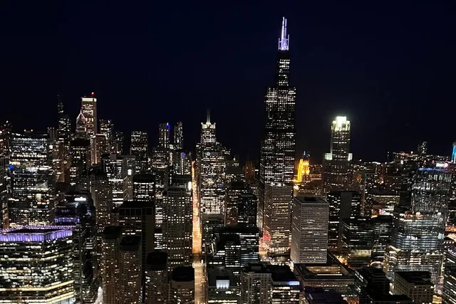 Chicago Helicopter Tour 10 Min - Image 4