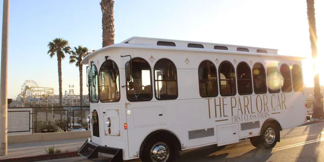 Los Angeles Trolley Bus Hollywood Sightseeing Tour - Image 4