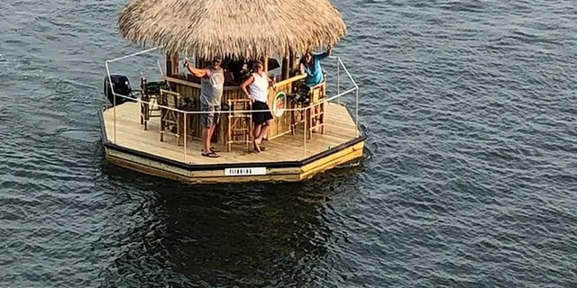 Destin Floating Tiki Bar Cruise with 360° Harbor Views - Image 5