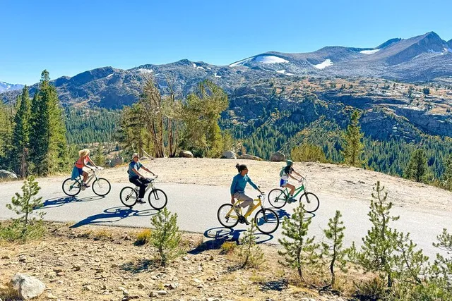 Yosemite Hike and Bike Private Guided Adventure - Image 1