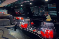 Newark Airport Stretch Limo Service to NYC thumbnail 3