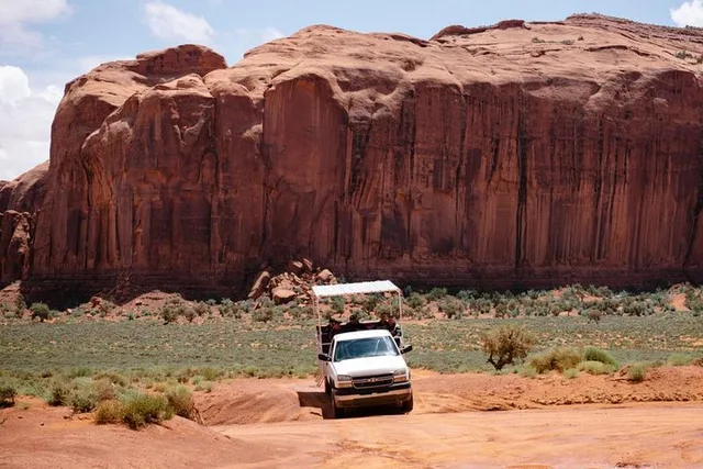 Monument Valley Loop Drive Tour - Image 4