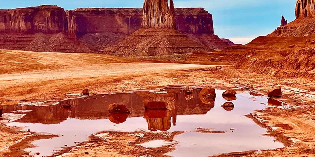 Monument Valley Sunrise Tour - Image 2