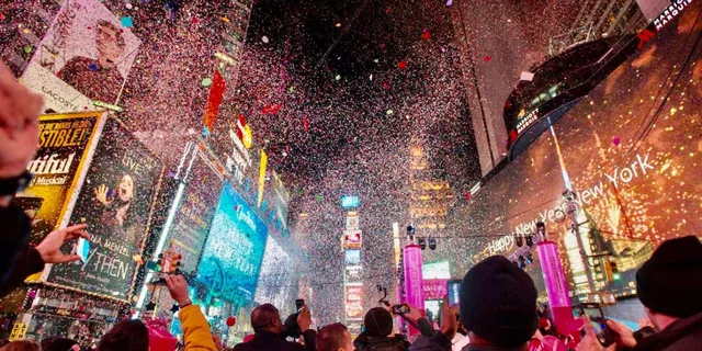 New York City Prohibition History and Ball Drop Tour - Image 2