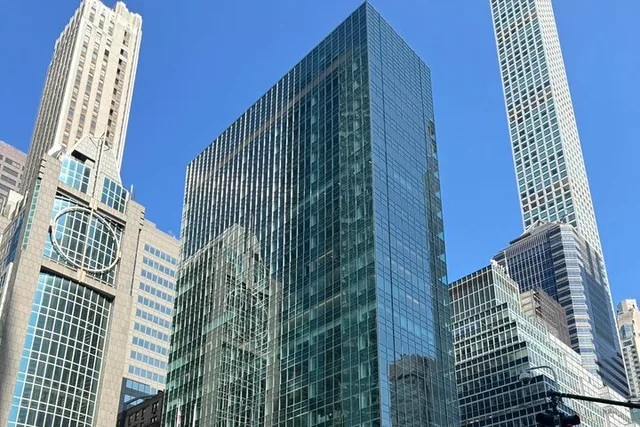 New York City Modern Architecture Walking Tour - Image 4