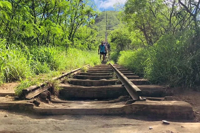Honolulu E-Bike Ride and Koko Head Hike - Image 1