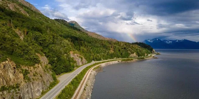 Anchorage Wildlife and Glacier Tour 6 hr - Image 2