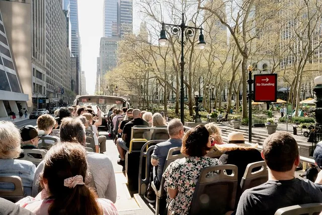 New York Hop On Hop Off Bus Tour - Image 3