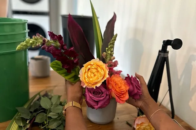 Houston Floral Workshop at Bloom and Gather - Image 4