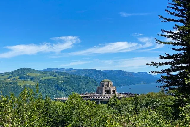 Portland Columbia River Gorge and Mt Hood Day Tour - Image 6
