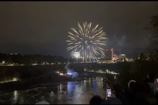 Niagara Falls Rainbow Illumination Walking Tour