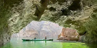 Las Vegas Emerald Cave Paddleboard and Kayak Tour