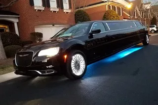 Las Vegas Private Limo Roundtrip Transfer