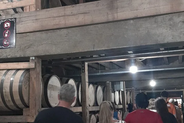 Lynchburg Distillery Tour with Shopping and Barbecue - Image 6