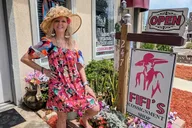 St. Augustine Shopping Tour in Uptown thumbnail 3