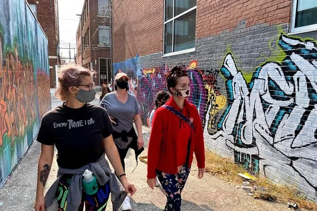 Kansas City Art District Urban Hike - Image 6