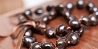 Maui Kukui Nut Bracelet Craft Class