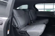 Nashville Airport to Downtown Private Transfer thumbnail 5