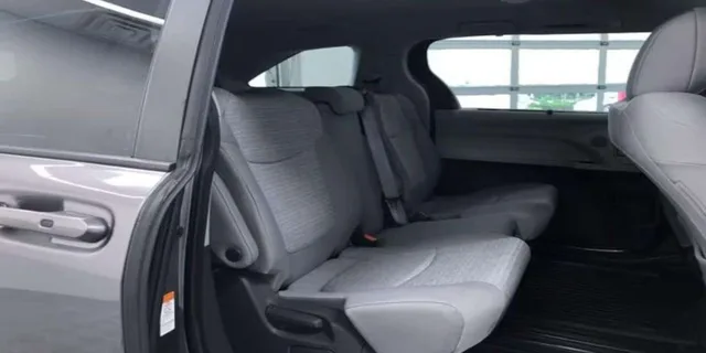 Nashville Airport to Downtown Private Transfer - Image 5