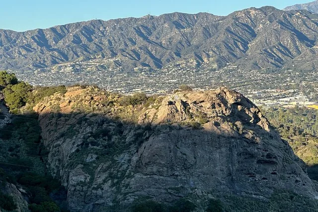 Los Angeles E-Bike Tour of Griffith Park and LA River - Image 3