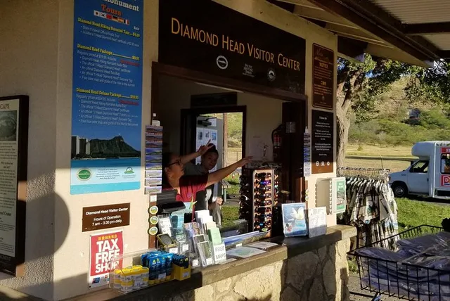 Honolulu Diamond Head Crater Hike 3 hr - Image 3