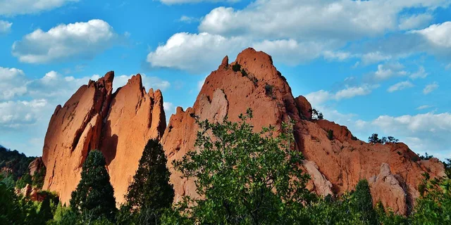 Denver Red Rocks and Foothills Tour - Image 4