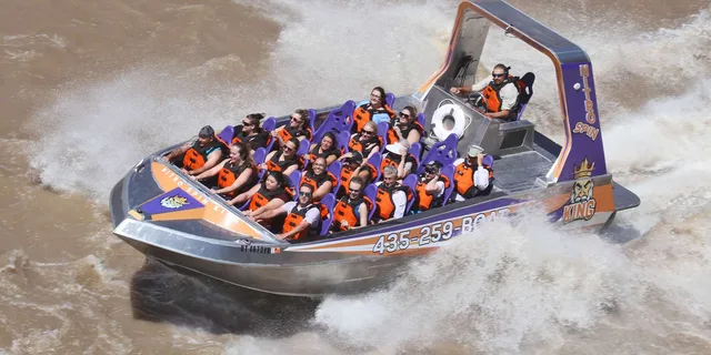 Moab Colorado River Speed Boat Tour 1 hr - Image 3