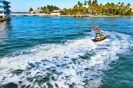 Miami Jet Ski Rental with Boat Ride thumbnail 4