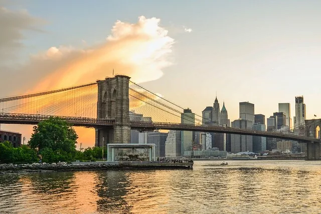 New York Brooklyn Bridge Self-Guided Walking Tour - Image 2