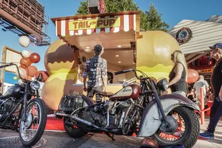 Los Angeles Historical Tour in Tail o' the Pup