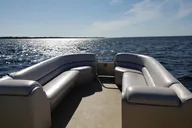 Navarre Pontoon Boat Rental 9 Hours thumbnail 5