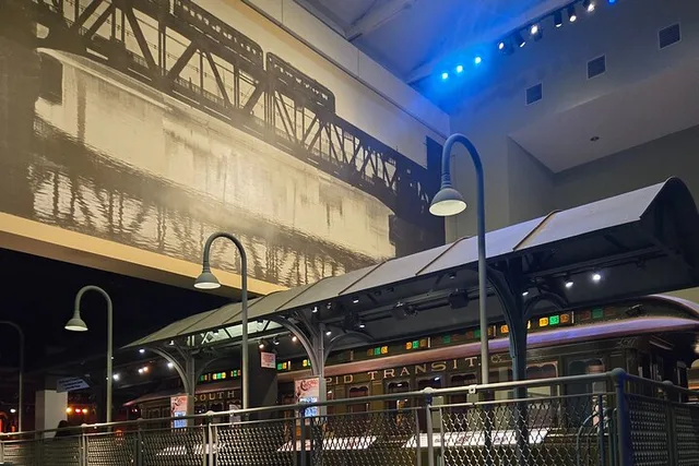 Chicago History Museum Private Tour - Image 6