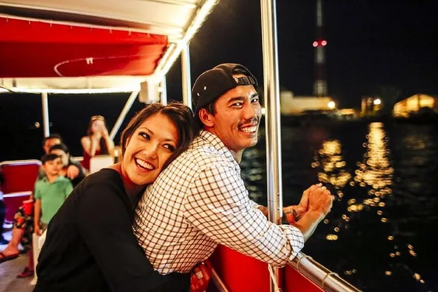 Waikiki Glass Bottom Boat Sunset Cruise - Image 5