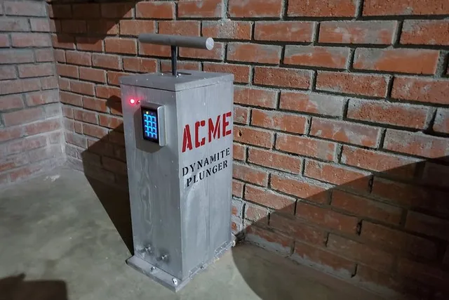 Palm Springs Bank Heist Escape Room - Image 5