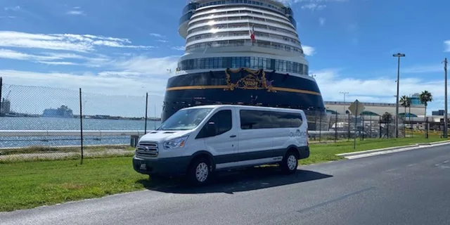 Orlando Airport Private Transfer - Image 1