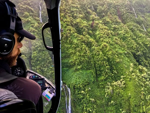Kahului Doors-Off Helicopter Tour of West Maui and Molokai - Image 6