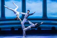 Branson Grand Shanghai Circus Show thumbnail 1