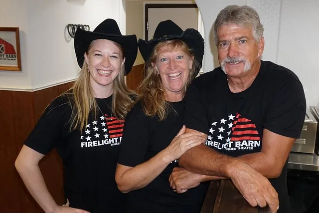 Las Vegas Dinner Show at Firelight Barn - Image 6