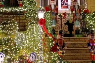 New York City Christmas Charm Tour thumbnail 2