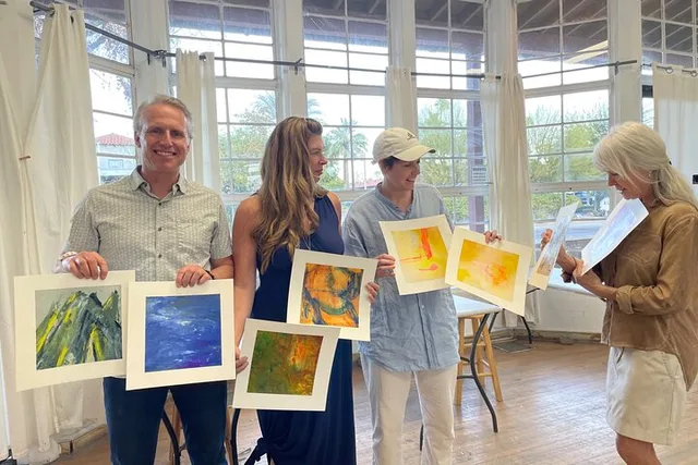 Palm Springs Abstract Painting Workshop - Image 4