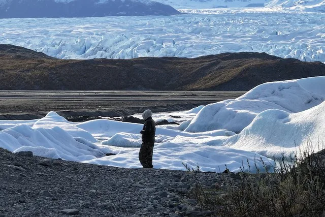 Anchorage Glacier Kayaking Knik Glacier Day Tour - Image 6