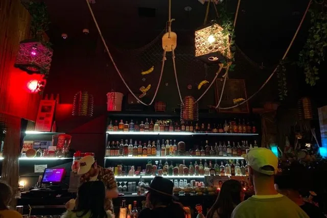 Long Beach Bar Crawl Adventure Hunt - Image 6