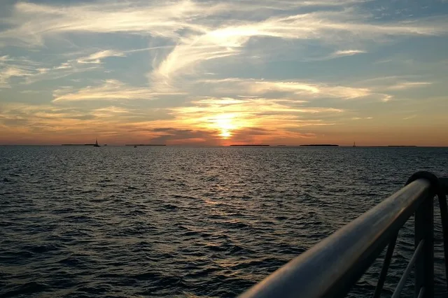 Key West Smathers Beach Activities and Sunset Catamaran - Image 6