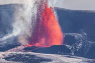 Hilo Volcanoes and Waterfalls Private Tour thumbnail 1