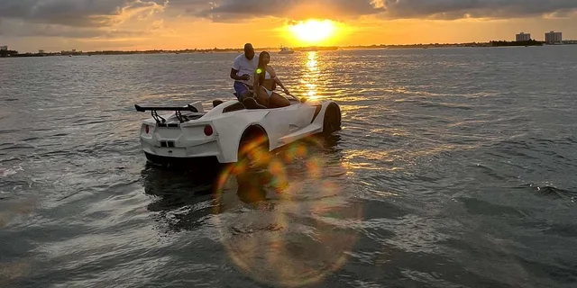 Miami Beach JetCar Adventure & Boat Ride - Image 4