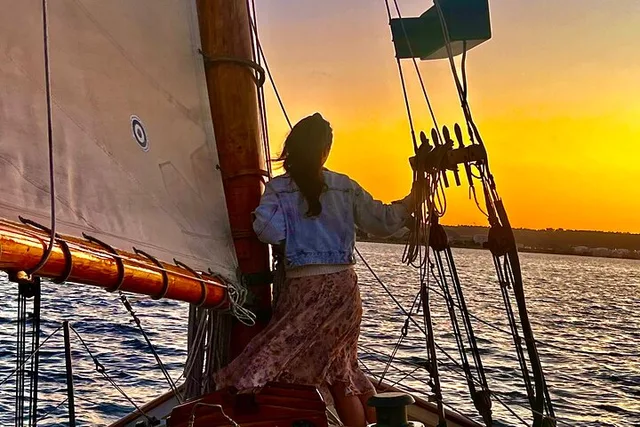 San Diego Sunset Sail on a Classic Yacht - Image 4